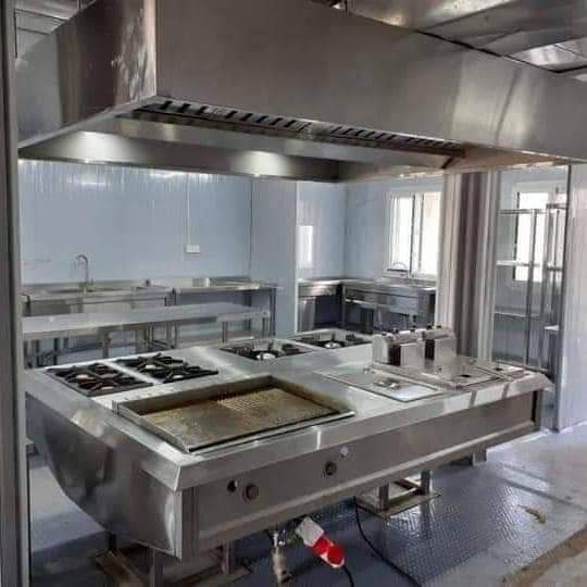Compact Commercial Kitchen Fitout — Full Cooking Line & Extraction